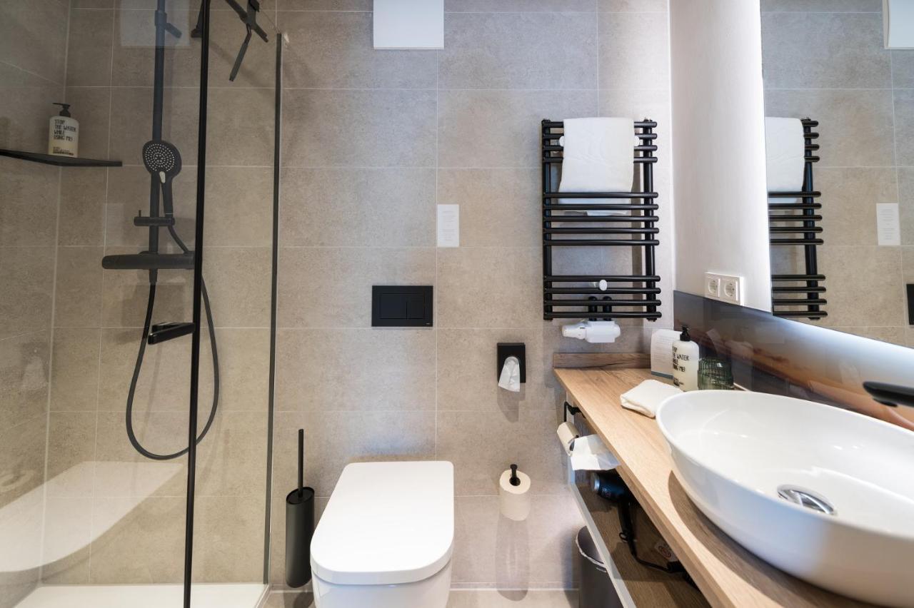 Hafenhotel Zu พุทบัส ภายนอก รูปภาพ